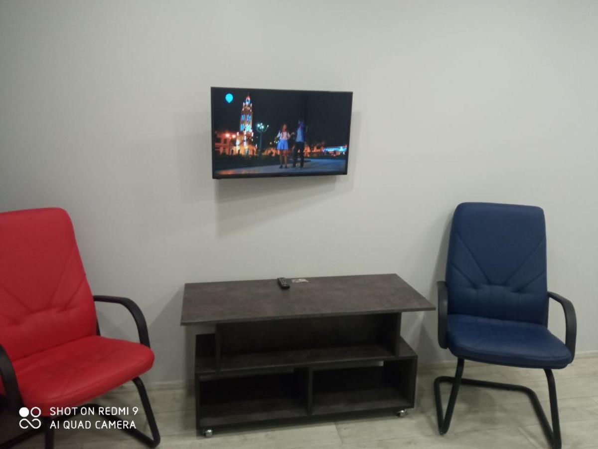 Як Вдома ! Appartement Oezjhorod Buitenkant foto