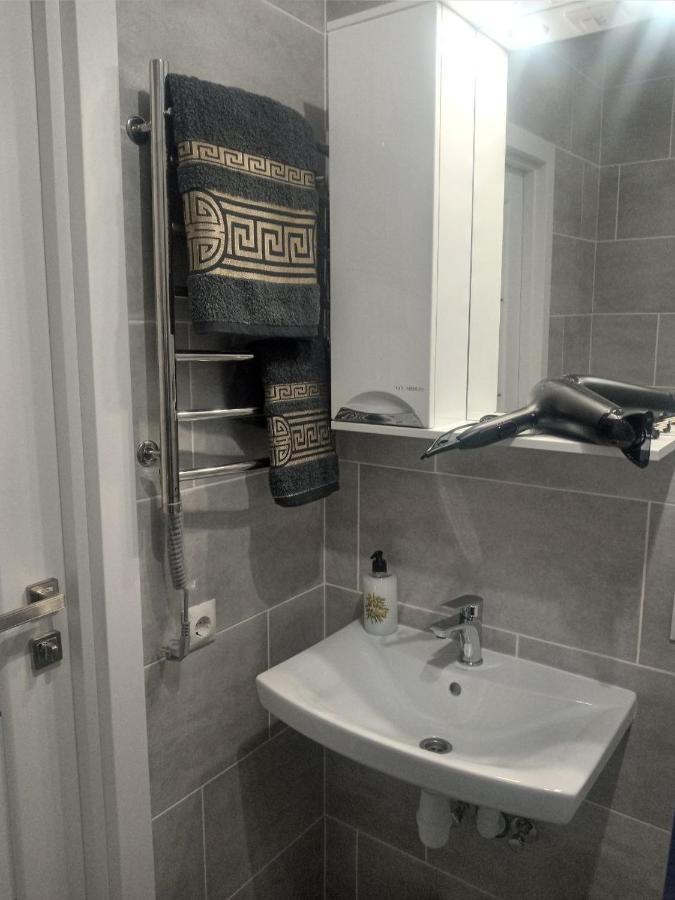 Як Вдома ! Appartement Oezjhorod Buitenkant foto