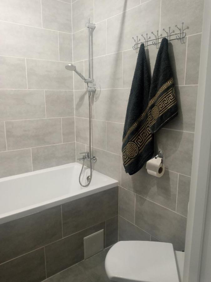Як Вдома ! Appartement Oezjhorod Buitenkant foto
